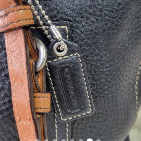 SOLD COACH Chelsea black leather shoulder bag with brown leather straps F10892 - Picture 3 of 10